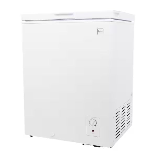5.0 cu ft Chest Freezer - Avanti (GF500M0W)