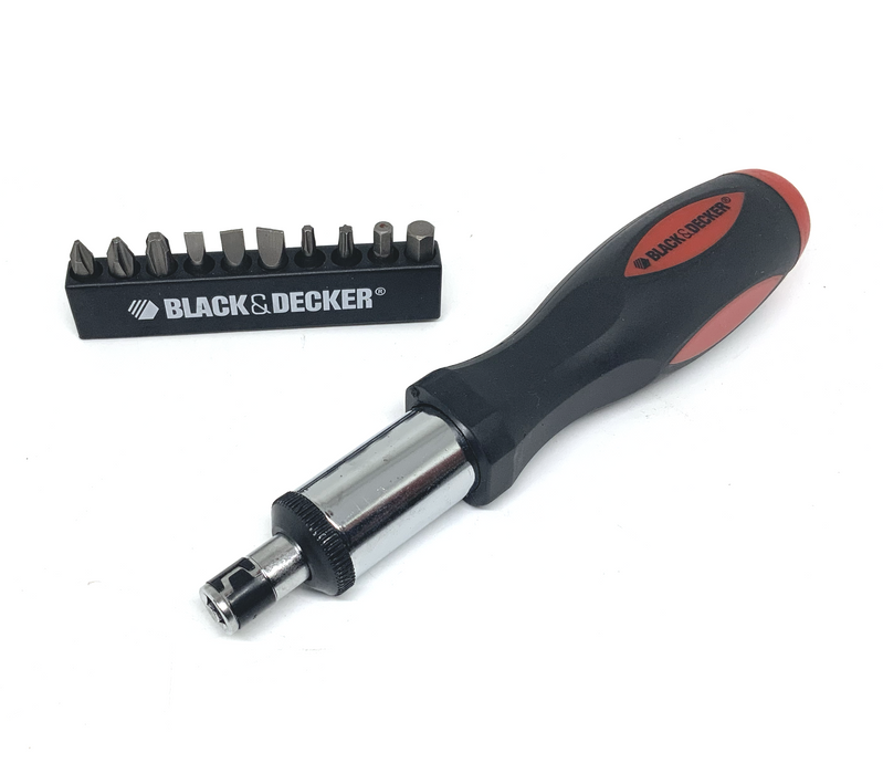 11 PIECE RATCHETING SET - BLACK & DECKER (71-911E)